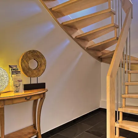 Weingut & Gaestehaus Christoph Cluesserath Bed & Breakfast 4*