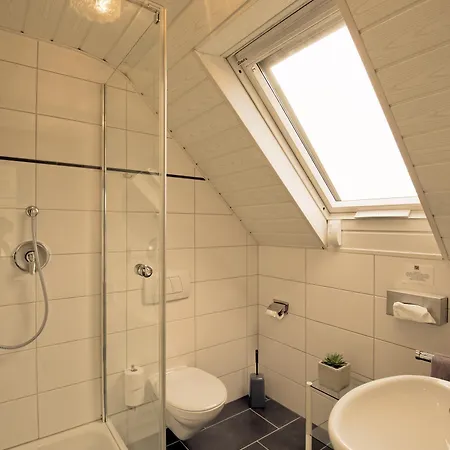 Weingut & Gaestehaus Christoph Cluesserath