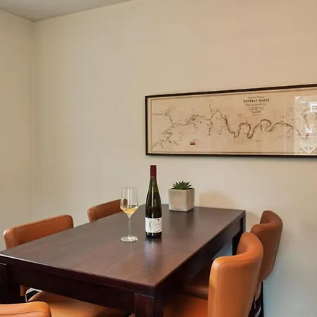 Weingut & Gaestehaus Christoph Cluesserath Trittenheim
