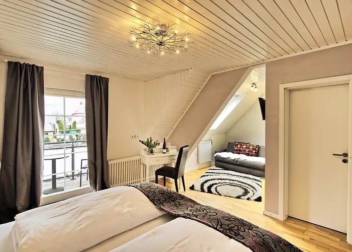 Weingut & Gaestehaus Christoph Cluesserath Bed & Breakfast 4*