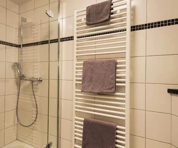 Bed & Breakfast Weingut & Gaestehaus Christoph Cluesserath Trittenheim