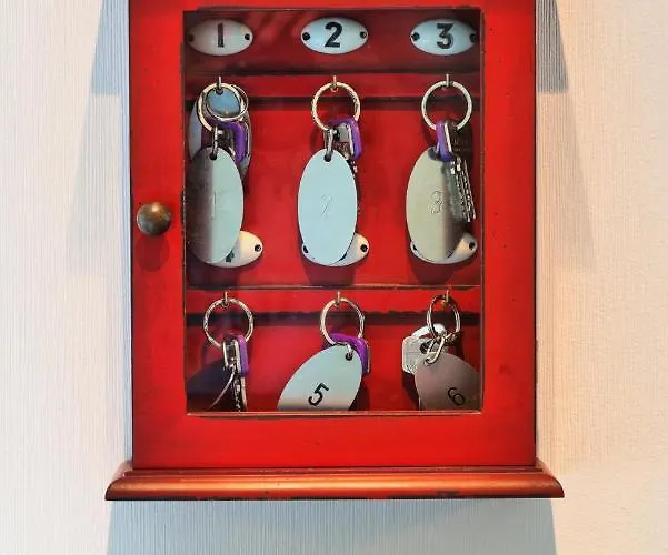 Weingut & Gaestehaus Christoph Cluesserath Bed & Breakfast 4*