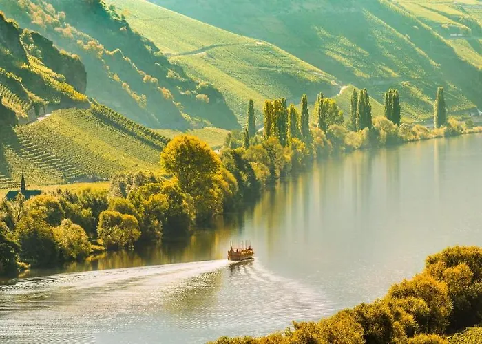 Weingut & Gaestehaus Christoph Cluesserath 4* Trittenheim