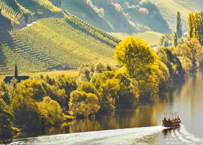 Bed & Breakfast Weingut & Gaestehaus Christoph Cluesserath 4*