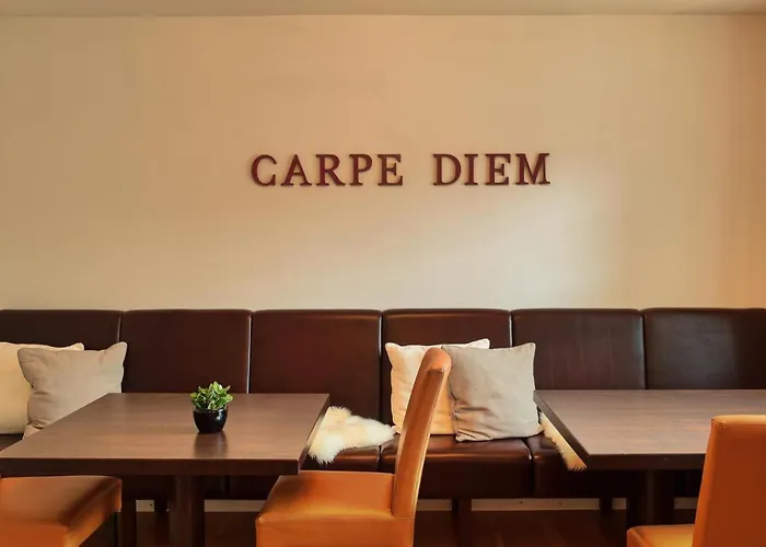 Weingut & Gaestehaus Christoph Cluesserath Bed & Breakfast 4*